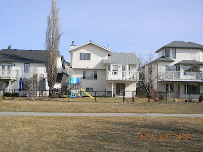 Calgary 3 + Den bedrooms Main Floor for rent. Property photo: 101973-2