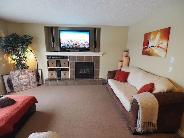 Calgary 1 bedroom Room For Rent for rent. Property photo: 103446-3