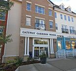 SPACIOUS 1br+den LOFT in GARRISON WOODS - utilities included