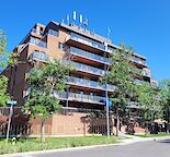1 bedroom suite spacious nice bright  in suite laundry, close to C Train & bus