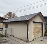 Single Oversized Garage for Rent – 805 8 Avenue NE — Renfrew, Calgary