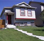beautiful fully finished bi-level home