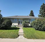 Bright & Spacious 3 bedroom Main Level