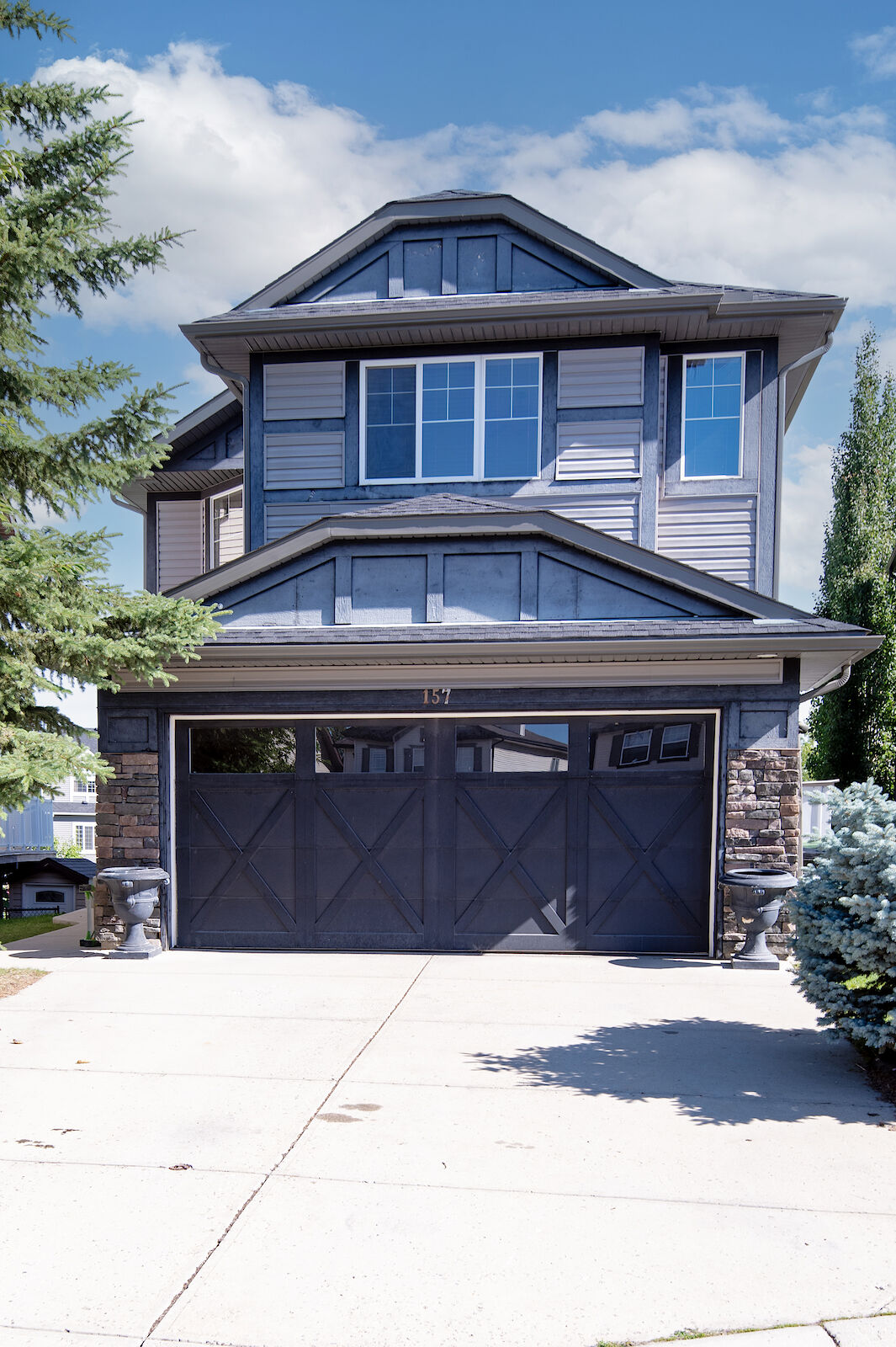 Calgary 4 + Den bedrooms House for rent. Property photo: 106660-1