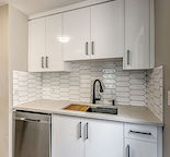 NEWLY Renovated & FREE Laundry - Includes Water :) Pet Friendly