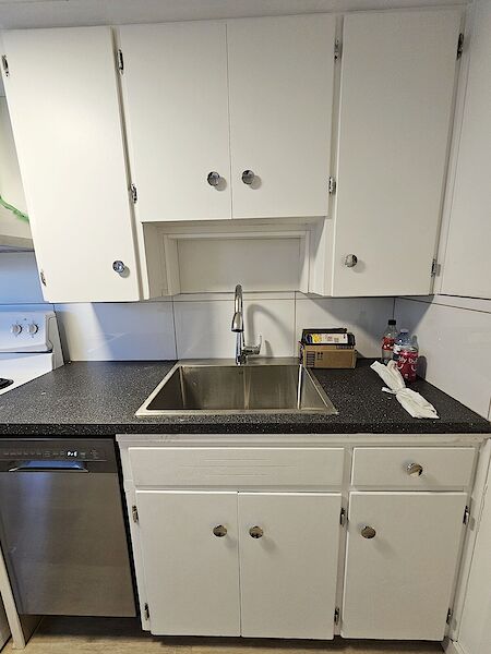 Calgary 1 bedroom Basement for rent. Property photo: 109597-3