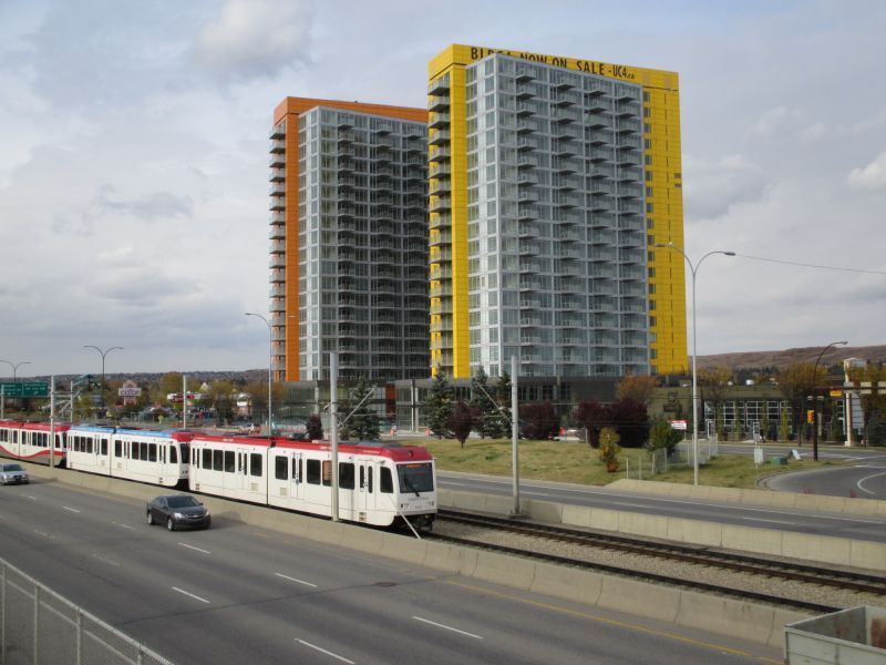 Calgary 2 bedrooms Condo Unit for rent. Property photo: 110538-1