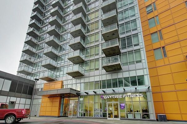Calgary 2 bedrooms Condo Unit for rent. Property photo: 110538-3