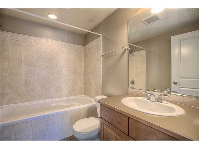 Calgary 2 bedrooms Condo Unit for rent. Property photo: 111889-3