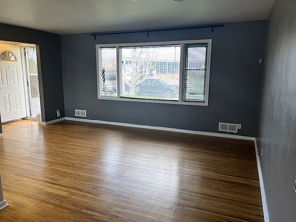 Calgary 2 bedrooms Main Floor for rent. Property photo: 114838-3