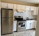 Full Private Duplex Rental in Pineridge with 3 Bedrooms and Fenced Yard