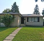 Southwood bungalow on quiet street, full house, close to schools and shops
