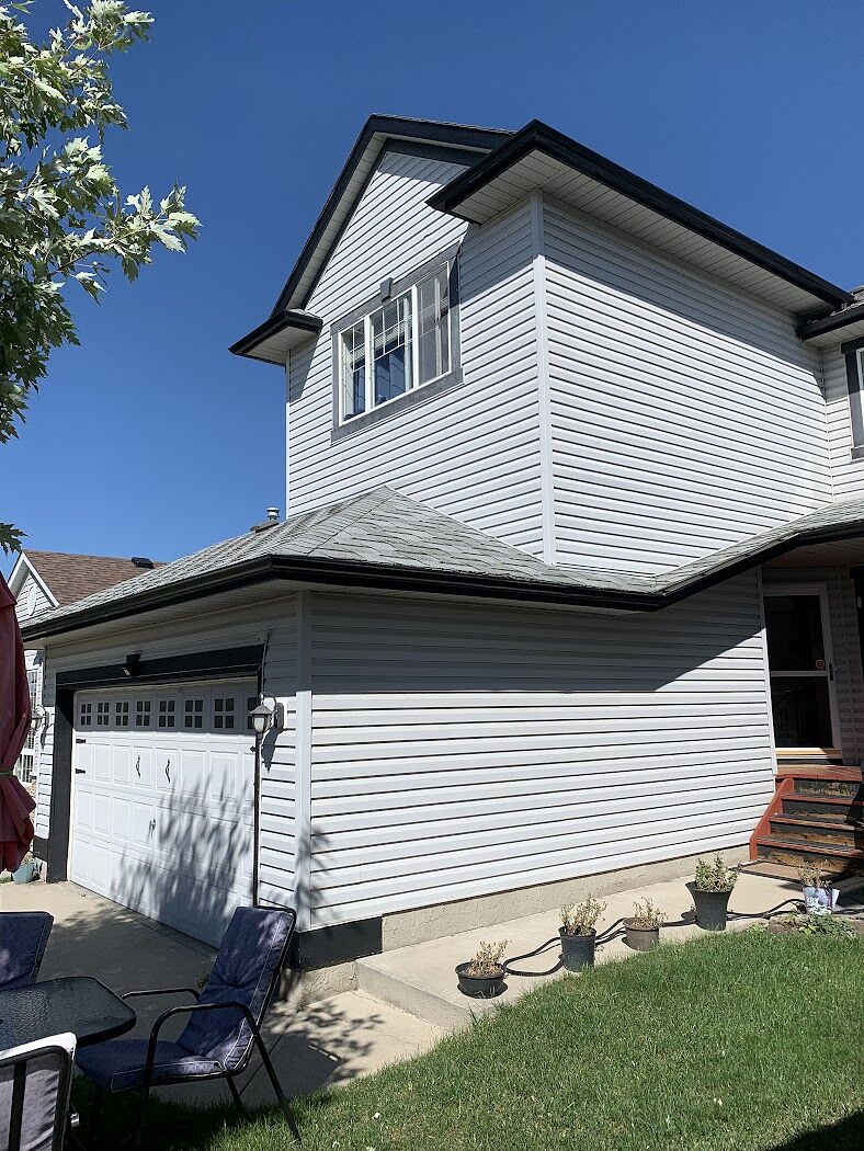 Calgary 4 bedrooms Main Floor for rent. Property photo: 115927-1