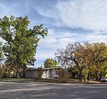 Bright and Spaceful 3 Bed Rooms + 1 room in basement House for rent — Highwood, Calgary