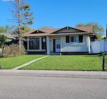 MARLBOROUGH PARK 1352 SQ.FT.BUNGALOW, SOUTH BACKYARD, CLOSE TO SCHOOL, FP ON FR.
