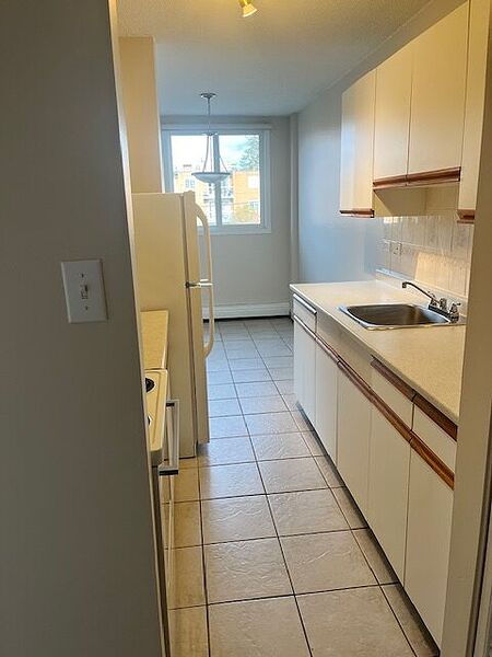 Calgary 2 bedrooms Apartment for rent. Property photo: 118434-3