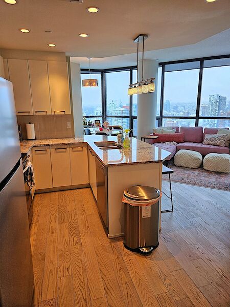 Calgary 2 bedrooms Condo Unit for rent. Property photo: 118519-3