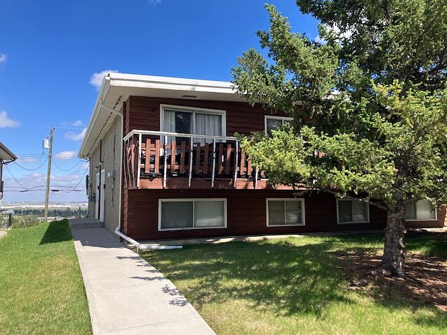 Calgary 2 bedrooms Duplex for rent. Property photo: 118671-1
