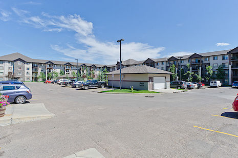 Calgary 2 bedrooms Condo Unit for rent. Property photo: 122938-2
