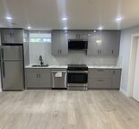 Newly renovated 3 beds in   Collingwood