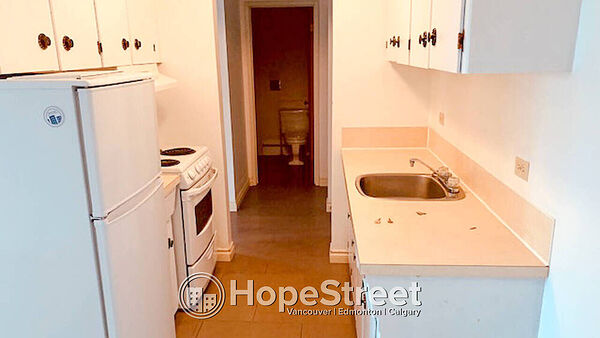Calgary 1 bedroom Condo Unit for rent. Property photo: 124477-2