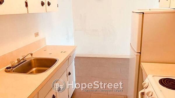 Calgary 1 bedroom Condo Unit for rent. Property photo: 124477-3