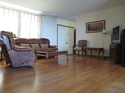 Calgary 4 + Den bedrooms House for rent. Property photo: 126059-2