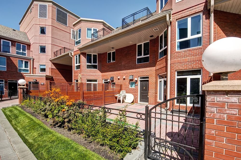 Calgary 3 bedrooms Townhouse for rent. Property photo: 126135-1