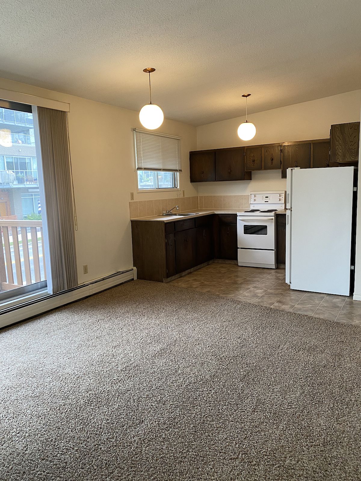 Calgary 1 bedroom Apartment for rent. Property photo: 126200-1