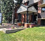 BRIGHT/SPACIOUS 1 BEDROOM ON 3RD LEVEL BY CHINOOK MALL