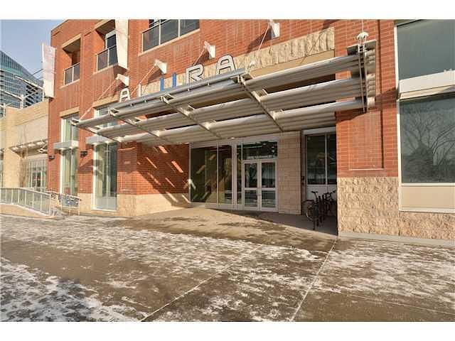 Calgary 2 bedrooms Condo Unit for rent. Property photo: 126976-1