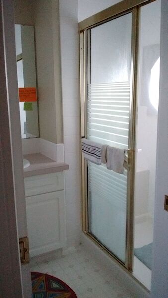 Calgary 1 bedroom Room For Rent for rent. Property photo: 126994-3
