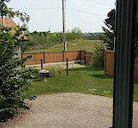 Spacious Corner Lot, 3 Bedroom Main Floor for Rent - Queensland