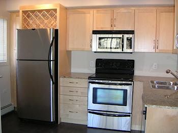 Calgary 1 bedroom Condo Unit for rent. Property photo: 12796-2