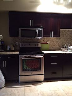 Calgary studio Condo Unit for rent. Property photo: 128104-2
