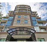 CHURCHILL ESTATES EXECUTIVE CONDO WITH 1200 SQFT TERRACE IN DOWNTOWN-EAU CLAIRE