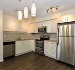 2 PARKING STALLS Large 2B2B Condo in Copperfield — Copperfield, Calgary