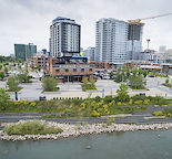 1 Bedroom and Sleeper Den Condo in the Heart of Downtown!