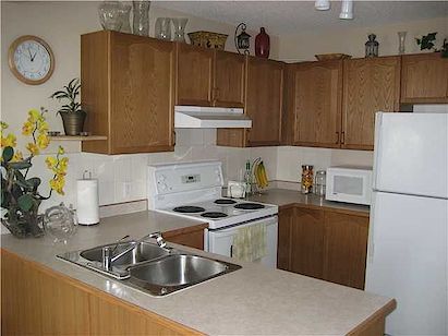 Calgary 4 bedrooms House for rent. Property photo: 128915-3