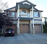 3BR 1.5Bath Townhouse in Citadel with single attached garage