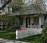 VERY COOL 'COTTAGE BUNGALOW',  FAB STREET,  CLOSE LRT, 17th AVE — Sunalta, Calgary
