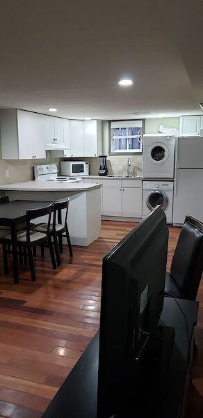 One bedroom legal suite (utilities included)
