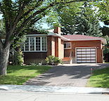 Beautiful Room for Rent Mins Walk to UofC, LRT & Mall, Immediately