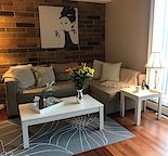 Trendy One Bedroom in the Heart of Sunnyside/Kensington!
