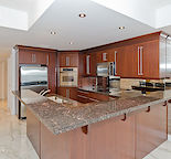 EAU CLAIRE - LA CAILLE PARK PLACE - Exquisite Two Bedroom Suite w/ Marble Floors