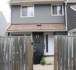 Executive Furnished Townhouse in Glamorgan | Flexible Lease Terms