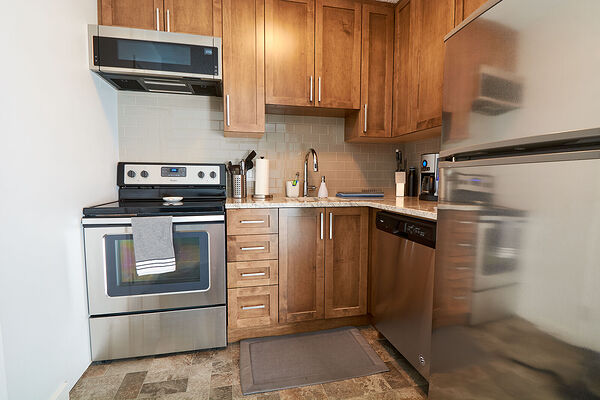 Calgary 1 bedroom Apartment for rent. Property photo: 137166-3