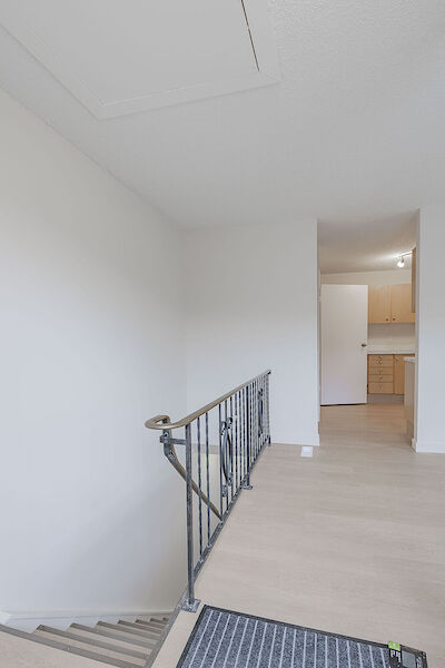 Calgary 2 bedrooms Townhouse for rent. Property photo: 138090-3
