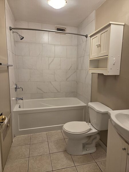 Calgary 1 bedroom Apartment for rent. Property photo: 139206-2