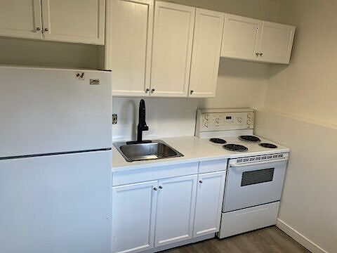 Calgary 2 bedrooms Basement for rent. Property photo: 140128-2